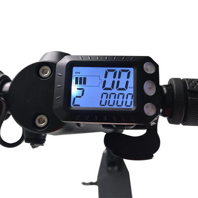 Black Tire Most Powerful  6.5 Electric Scooter For Commuting 100KG Max Load